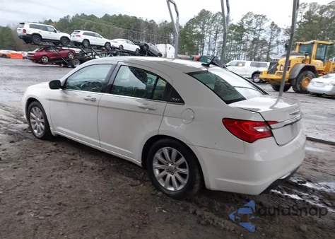 2011 Chrysler 200 Touring из США, поврежденный, VIN 1C3BC1FG3BN514185